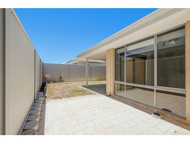 4 Crowned Way, Alkimos WA 6038