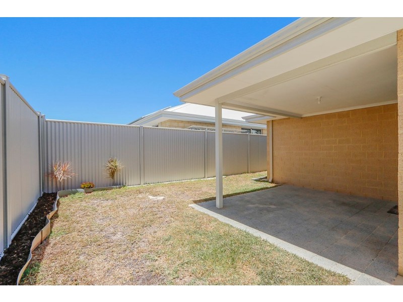4 Crowned Way, Alkimos WA 6038