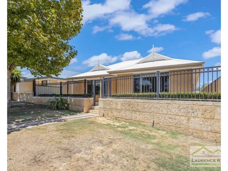 11 Las Ramblas Circle, Clarkson WA 6030