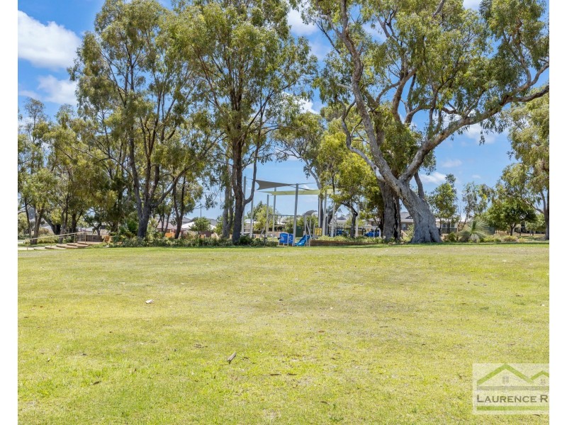 11 Las Ramblas Circle, Clarkson WA 6030