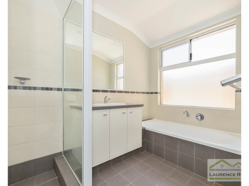 11 Las Ramblas Circle, Clarkson WA 6030