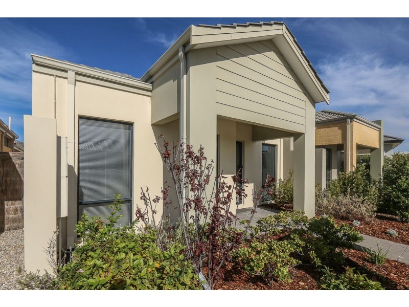 18 Pomelaa Way, Clarkson WA 6030