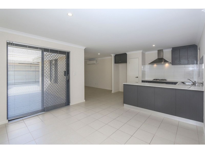 18 Pomelaa Way, Clarkson WA 6030