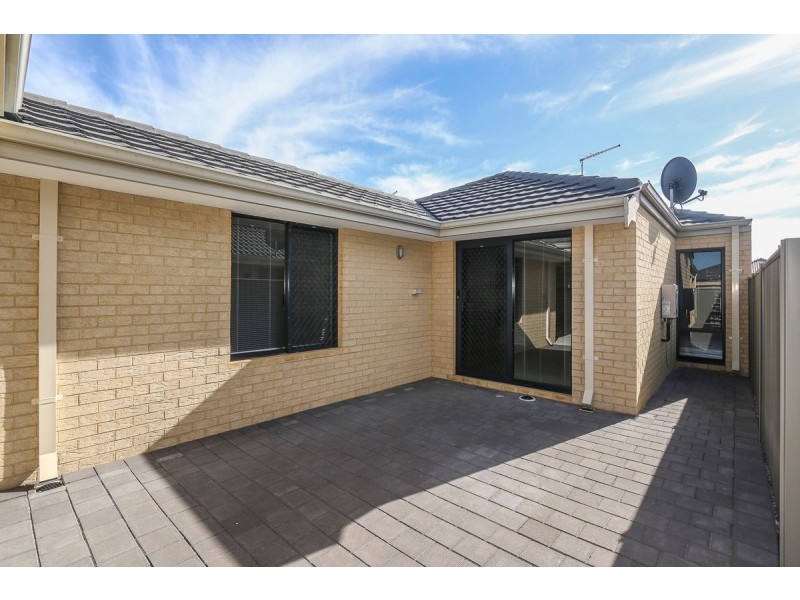 18 Pomelaa Way, Clarkson WA 6030