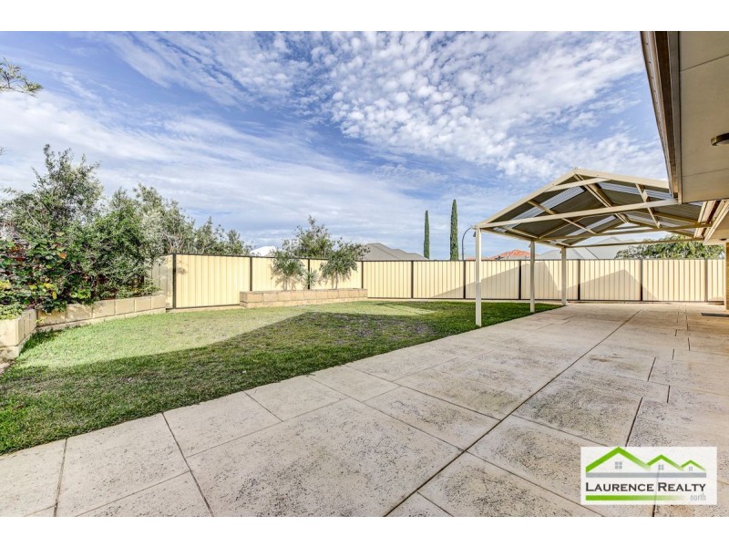 1 Silveroaks Way, Clarkson WA 6030