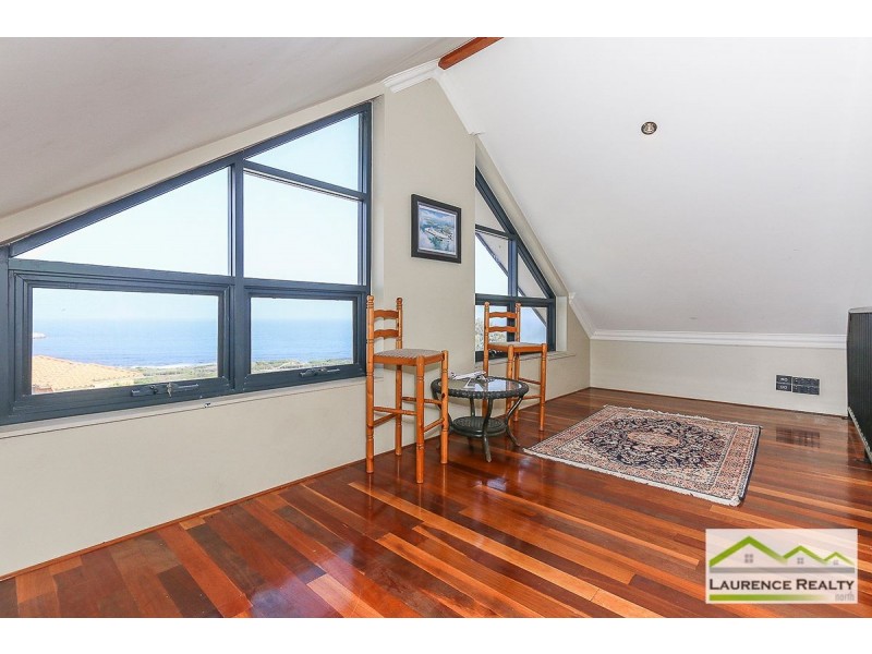 28 Kinsale Drive, Mindarie WA 6030