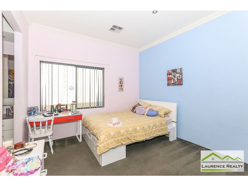 28 Kinsale Drive, Mindarie WA 6030