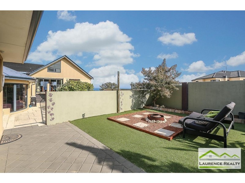 28 Kinsale Drive, Mindarie WA 6030