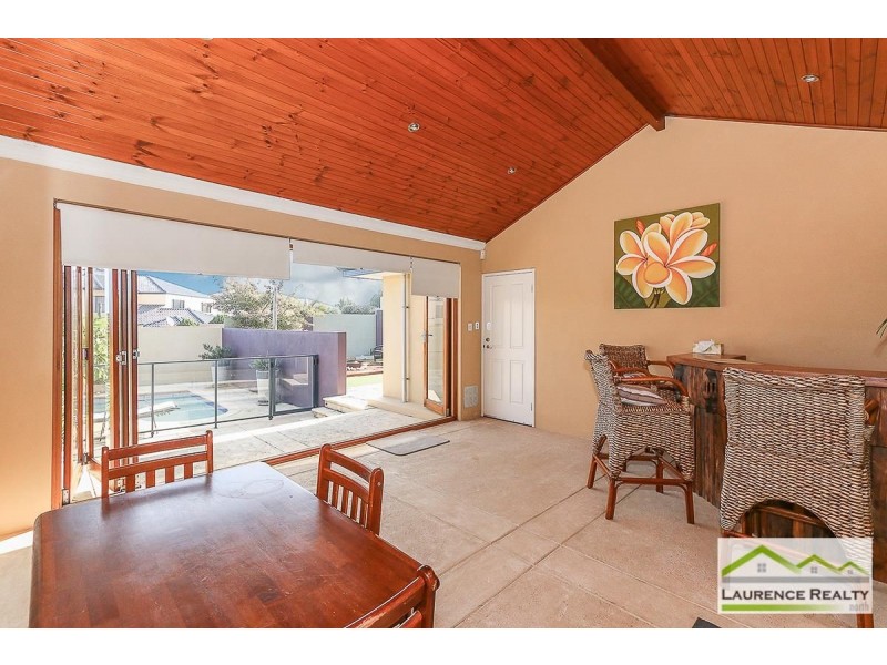 28 Kinsale Drive, Mindarie WA 6030