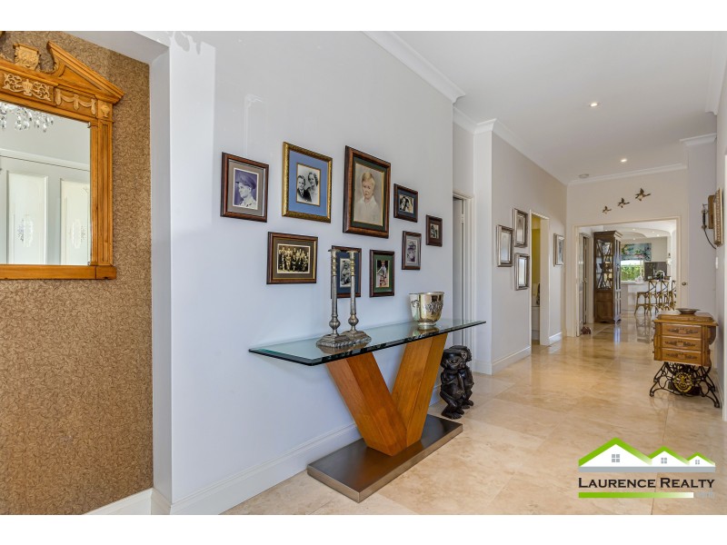 5 Windjammer Parkway, Jindalee WA 6036