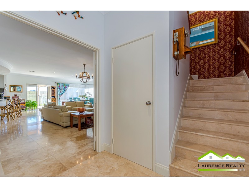 5 Windjammer Parkway, Jindalee WA 6036