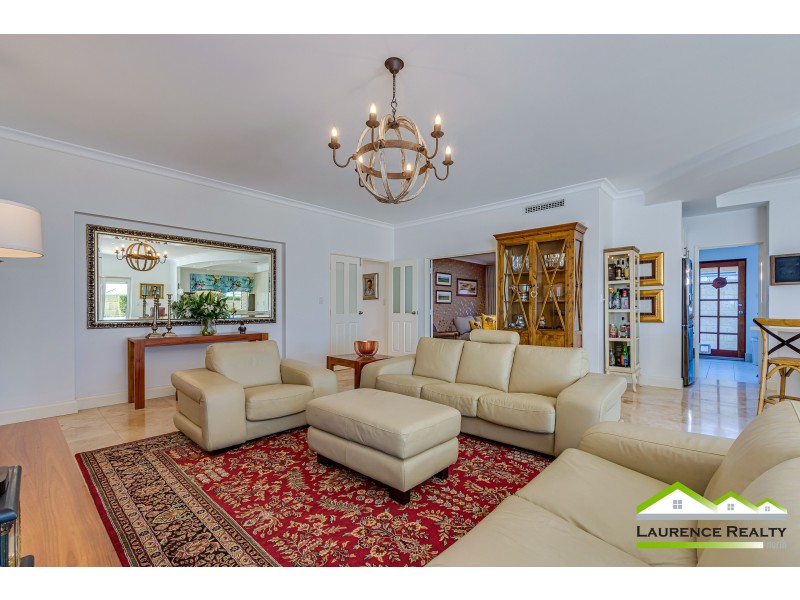 5 Windjammer Parkway, Jindalee WA 6036