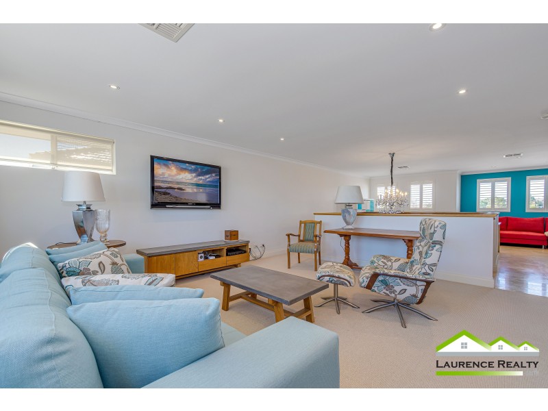 5 Windjammer Parkway, Jindalee WA 6036