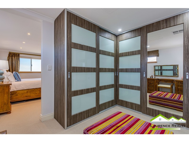 5 Windjammer Parkway, Jindalee WA 6036