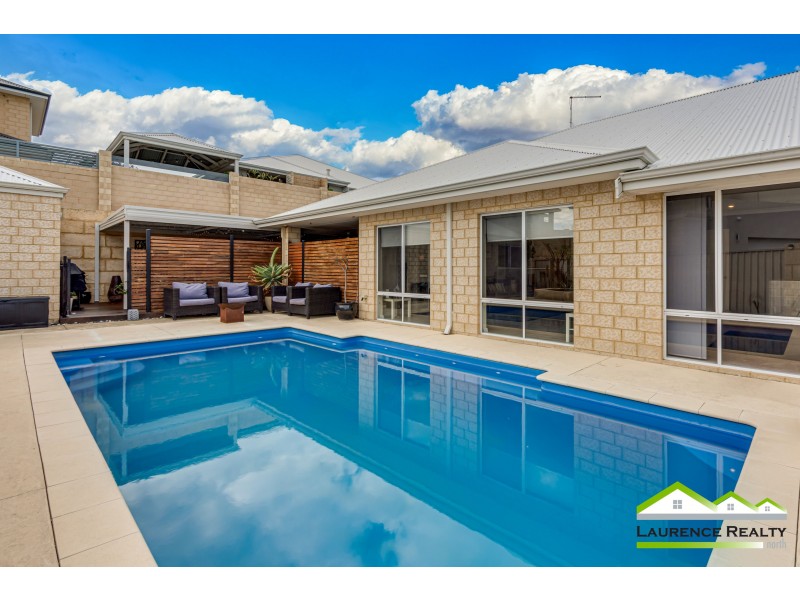 15 Windjammer Parkway, Jindalee WA 6036