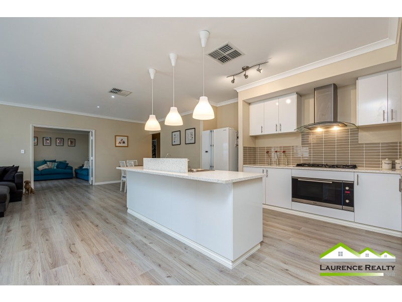 15 Windjammer Parkway, Jindalee WA 6036