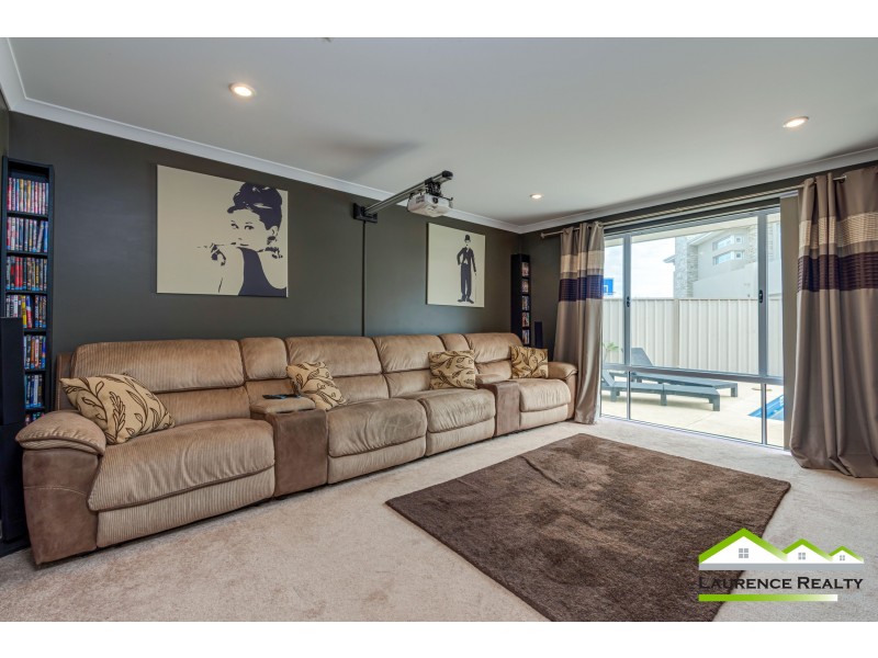 15 Windjammer Parkway, Jindalee WA 6036