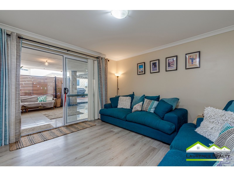 15 Windjammer Parkway, Jindalee WA 6036