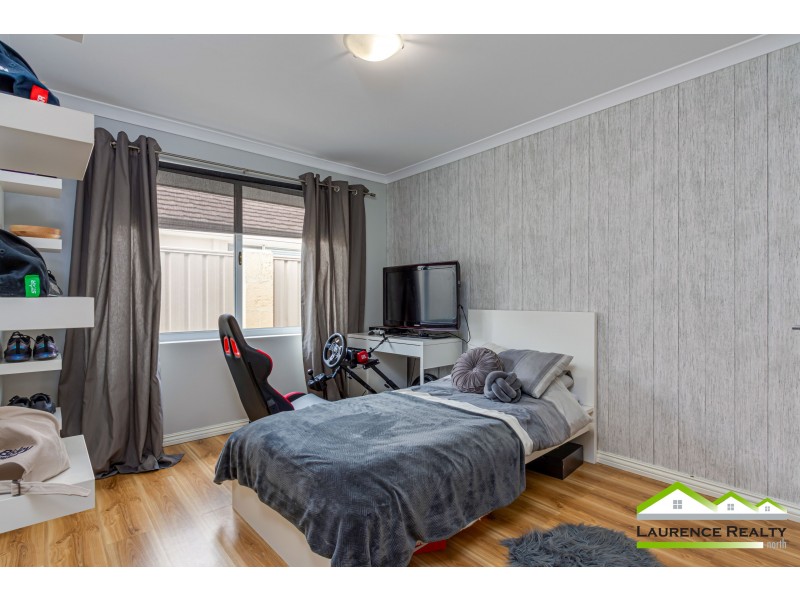 15 Windjammer Parkway, Jindalee WA 6036