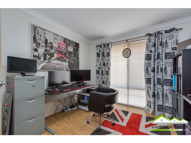 15 Windjammer Parkway, Jindalee WA 6036