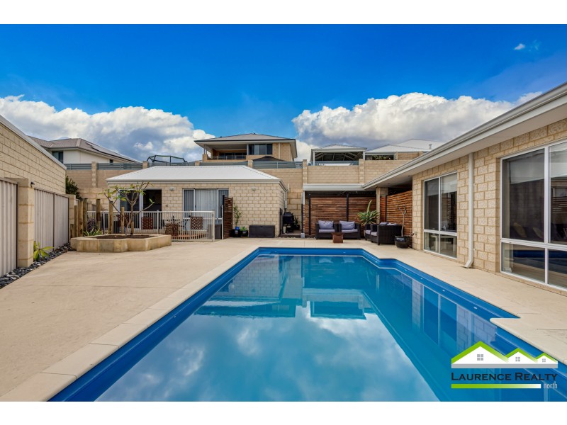 15 Windjammer Parkway, Jindalee WA 6036