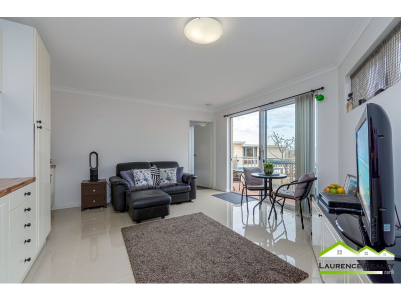 15 Windjammer Parkway, Jindalee WA 6036