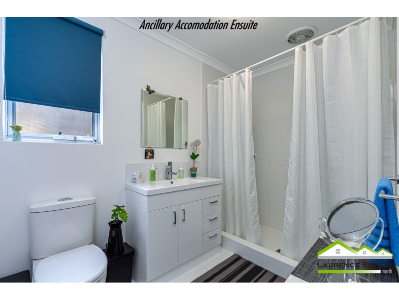 15 Windjammer Parkway, Jindalee WA 6036