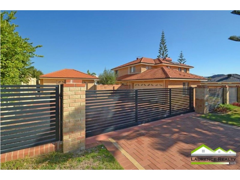 2 Rochester Drive, Mindarie WA 6030