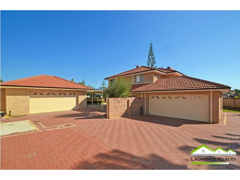 2 Rochester Drive, Mindarie WA 6030