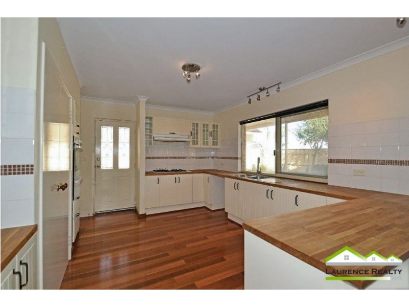 2 Rochester Drive, Mindarie WA 6030