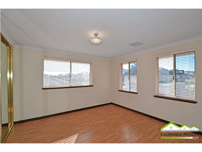 2 Rochester Drive, Mindarie WA 6030