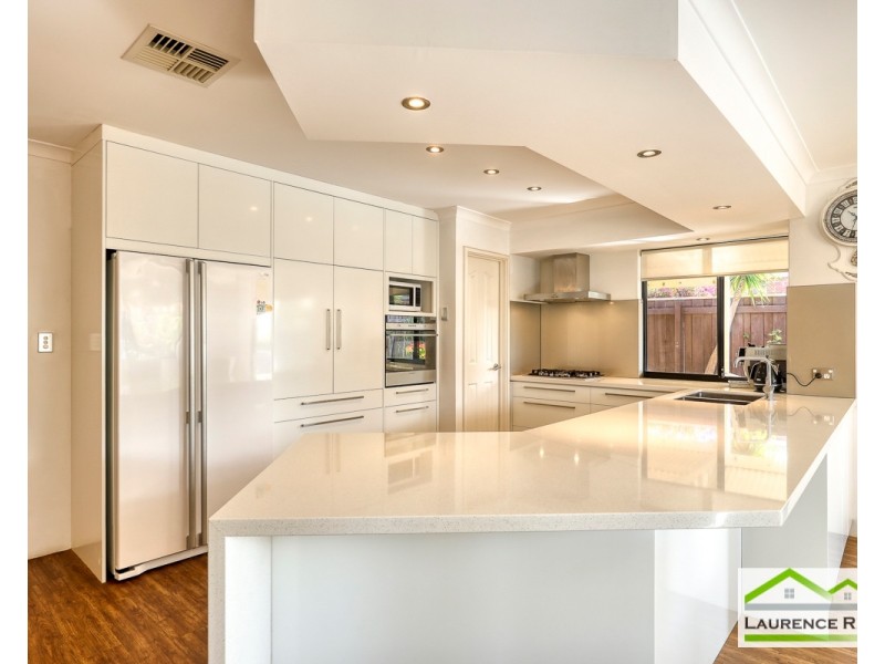 20 Abbeville Circle, Mindarie WA 6030