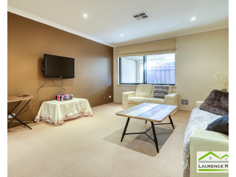 20 Abbeville Circle, Mindarie WA 6030