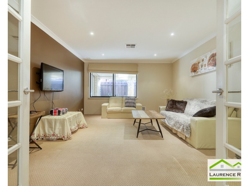 20 Abbeville Circle, Mindarie WA 6030