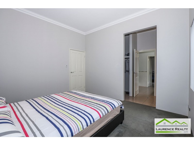 28 Kinsale Drive, Mindarie WA 6030