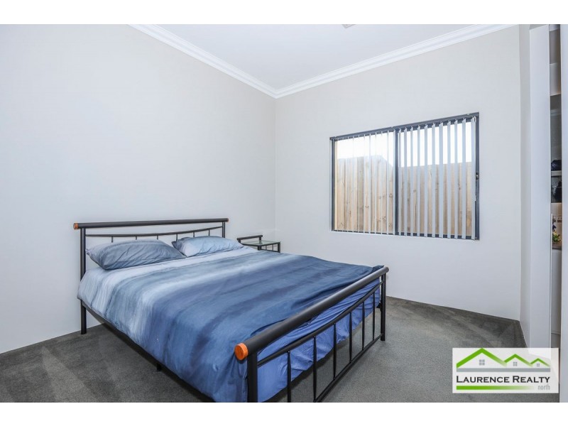 28 Kinsale Drive, Mindarie WA 6030