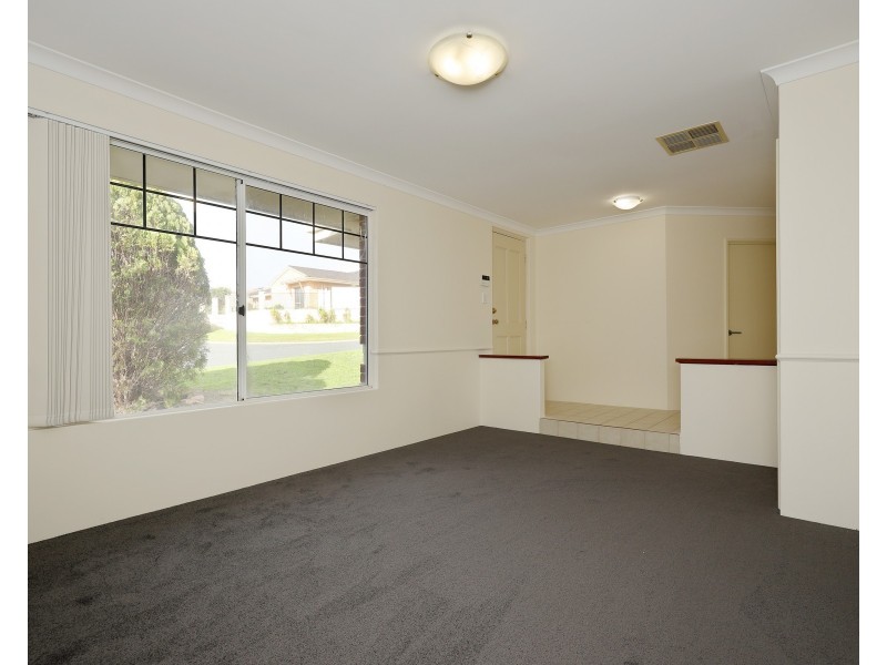 8 Walpole Place, Clarkson WA 6030