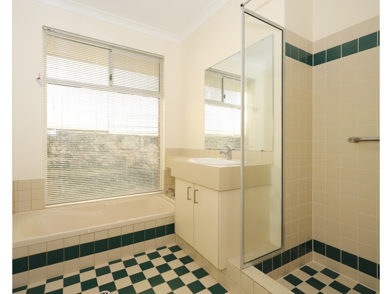 8 Walpole Place, Clarkson WA 6030