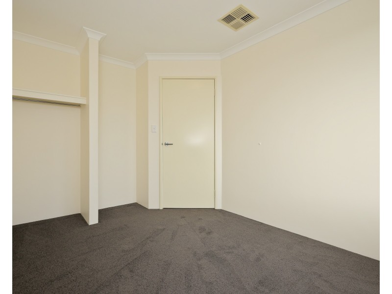 8 Walpole Place, Clarkson WA 6030