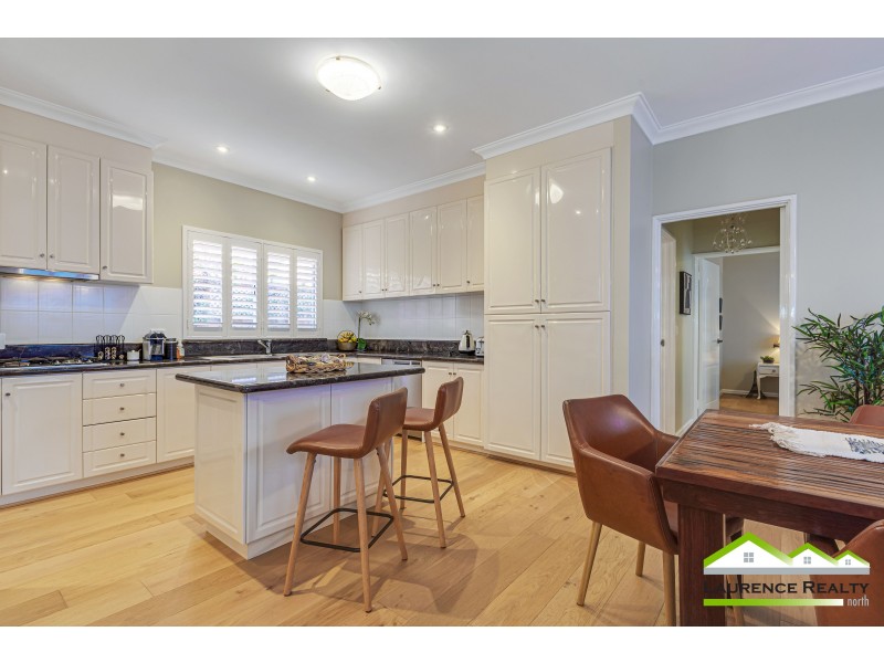 17 Rosslare Promenade, Mindarie WA 6030