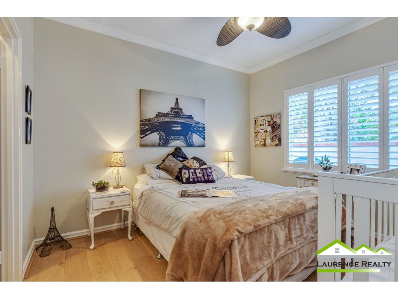 17 Rosslare Promenade, Mindarie WA 6030