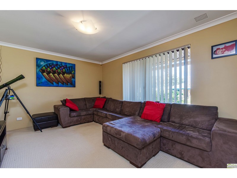 24 Duncombe Grove, Quinns Rocks WA 6030