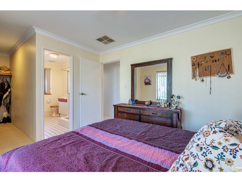 24 Duncombe Grove, Quinns Rocks WA 6030