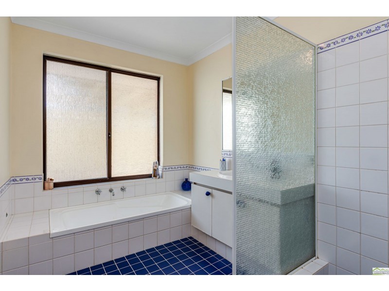 24 Duncombe Grove, Quinns Rocks WA 6030