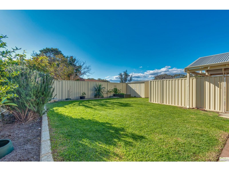 24 Duncombe Grove, Quinns Rocks WA 6030