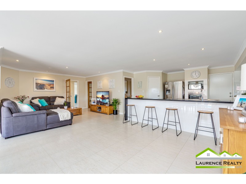 1 Mal Bay Court, Mindarie WA 6030