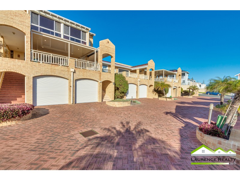 10/8 Toulon Circle, Mindarie WA 6030