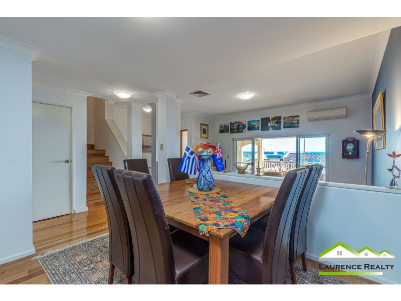 10/8 Toulon Circle, Mindarie WA 6030