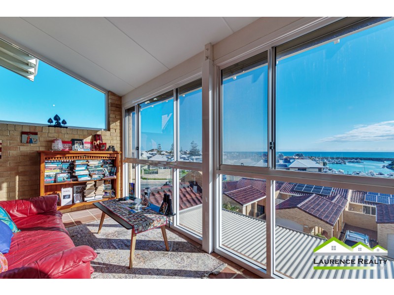 10/8 Toulon Circle, Mindarie WA 6030