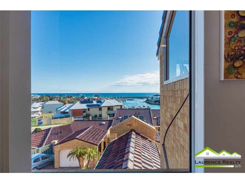 10/8 Toulon Circle, Mindarie WA 6030